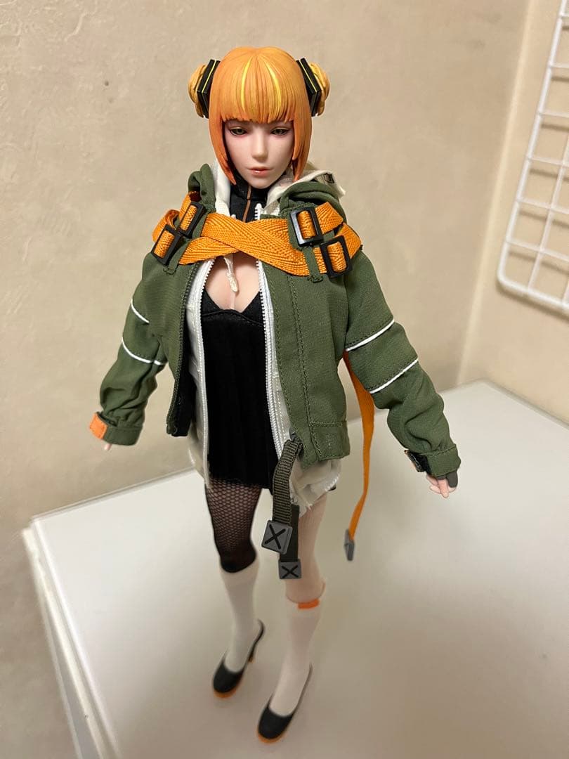 i8toys WITCH グレイン　1/6 フィギュア　ミリタリー　美少女　武器