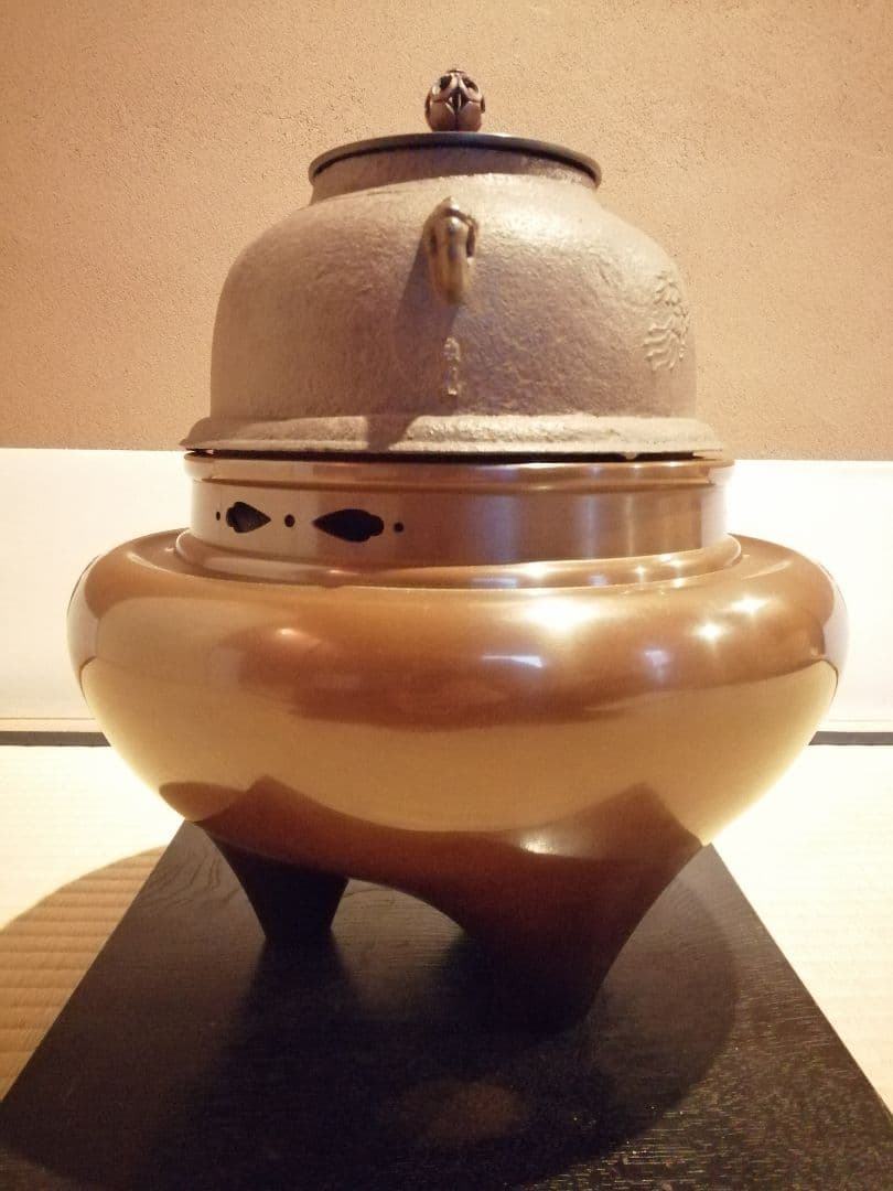 【茶事具】釜師政光、風炉師雄芳造　唐銅朝鮮風炉釜　茶釜　釜387