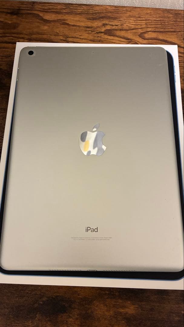 【美品】Apple iPad シルバー　6世代　Wi-Fiモデル　32GB