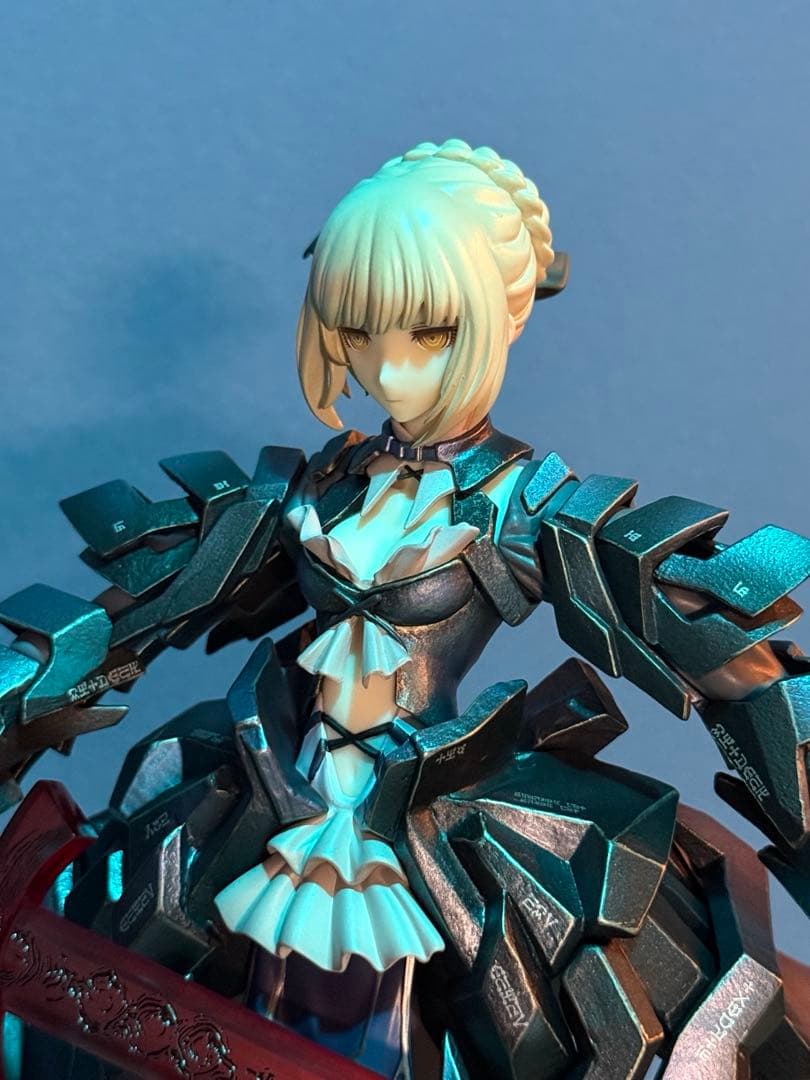 Fate/stay nightセイバーオルタ huke 1/7スケールフィギュア