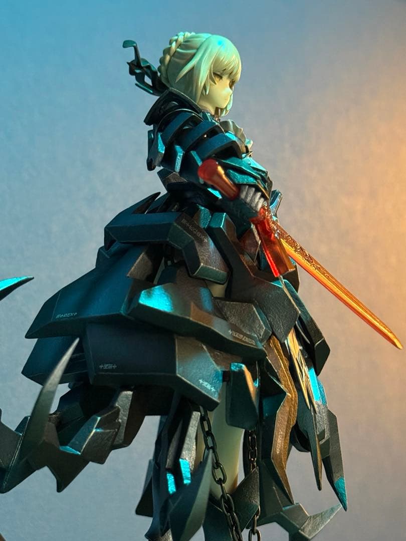 Fate/stay nightセイバーオルタ huke 1/7スケールフィギュア