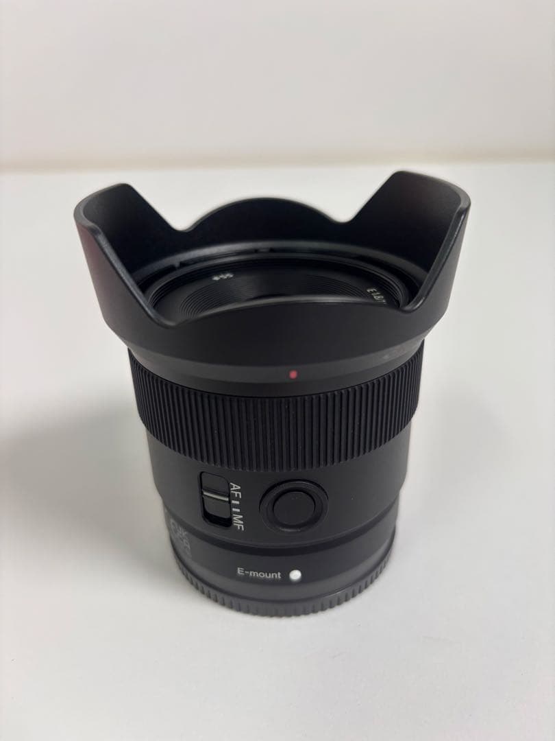 SONY E 11mm F1.8 レンズ Eマウント