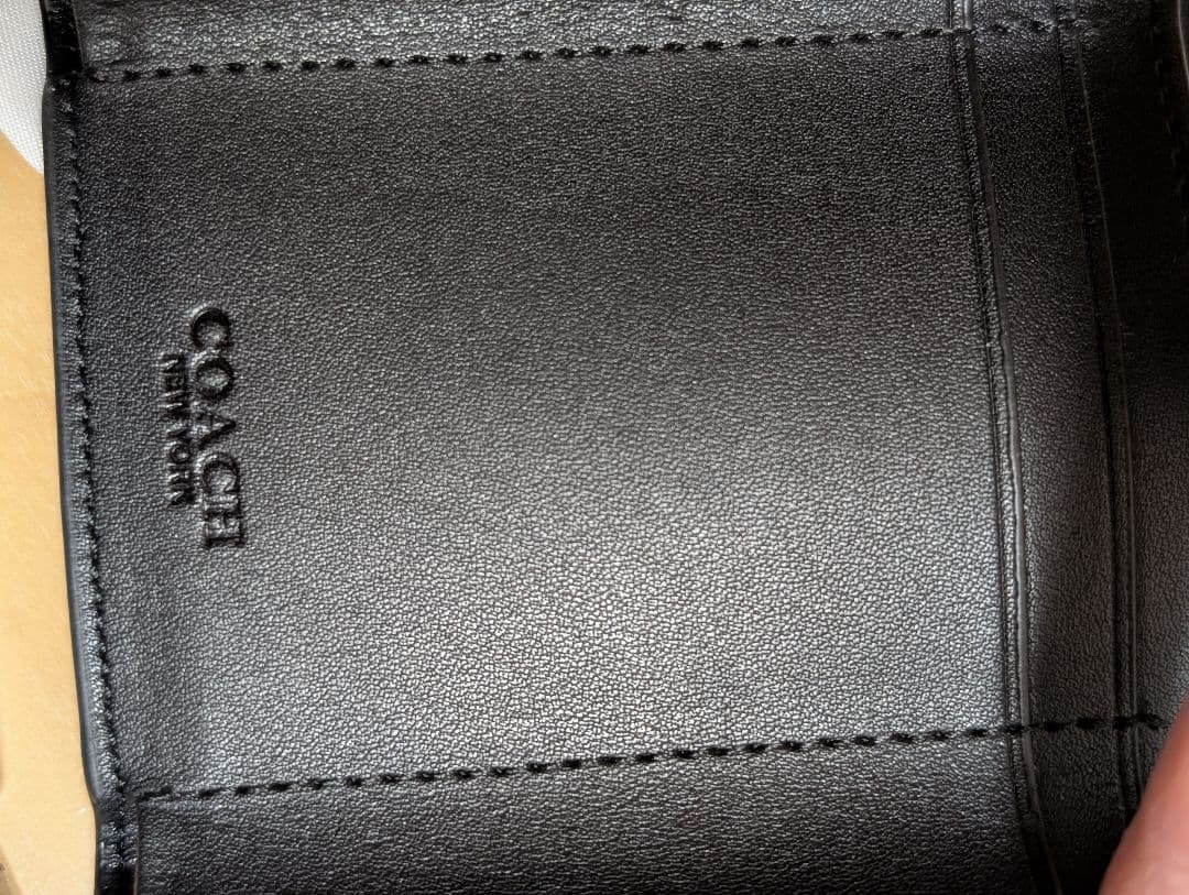 ☆COACH☆ ブラック 三つ折り財布 保存袋付き