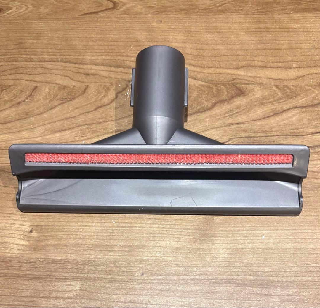 アタッチメント多数付属！細部まで洗浄済！#Dyson #V10 ハンドクリーナー