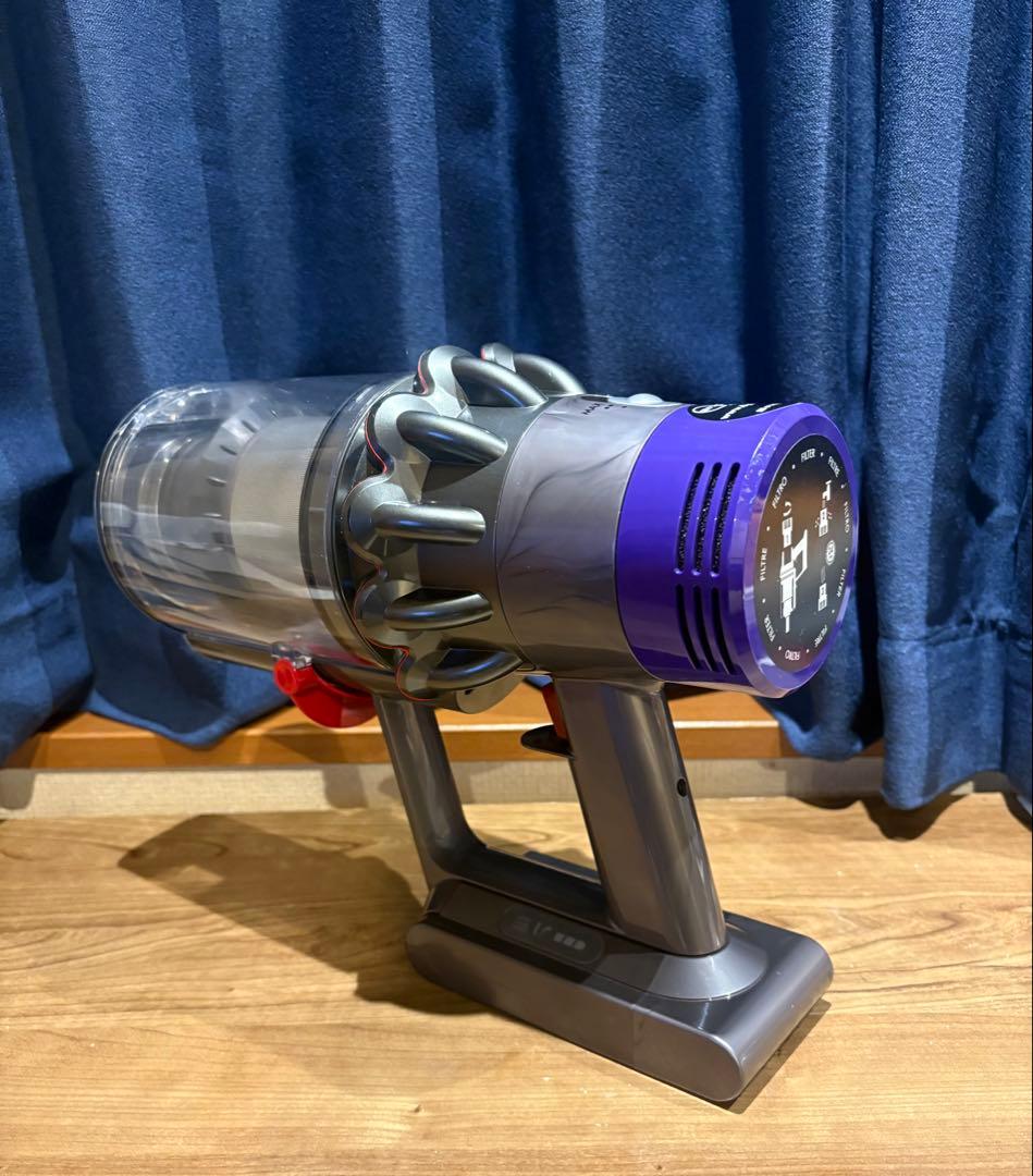 アタッチメント多数付属！細部まで洗浄済！#Dyson #V10 ハンドクリーナー