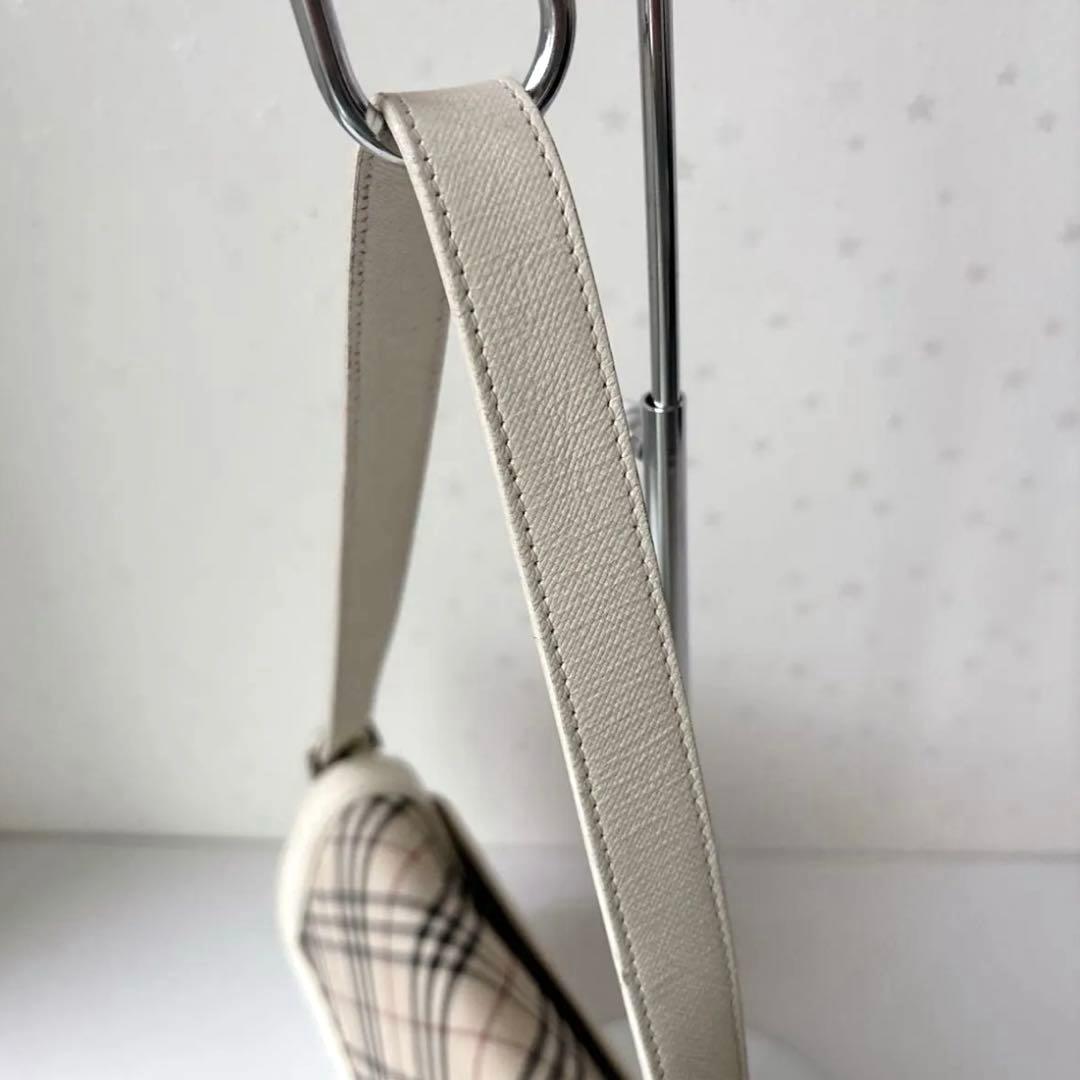 ★連休セール【BURBERRY】ワンショルダーバッグ　ターンロック　ノバチェック