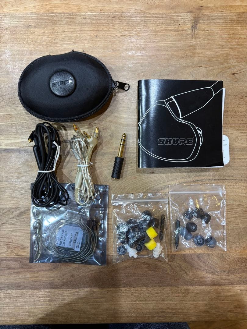 SHURE SE425 有線イヤフォン