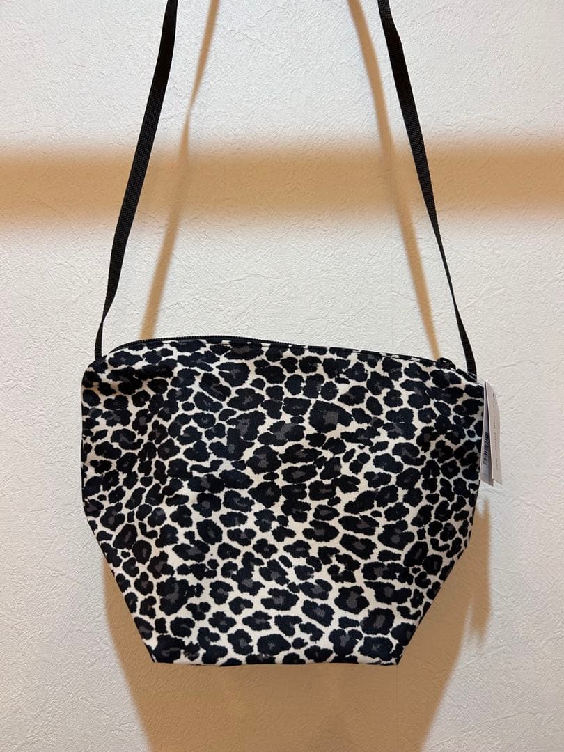 【新品】エルベシャプリエ ビッグポシェット パンサーブラン