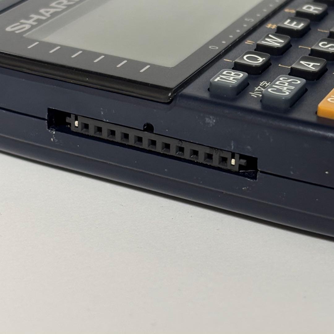 ポケットコンピュータ PC-G850VS　SHARP製　 希少品　通電起動OK