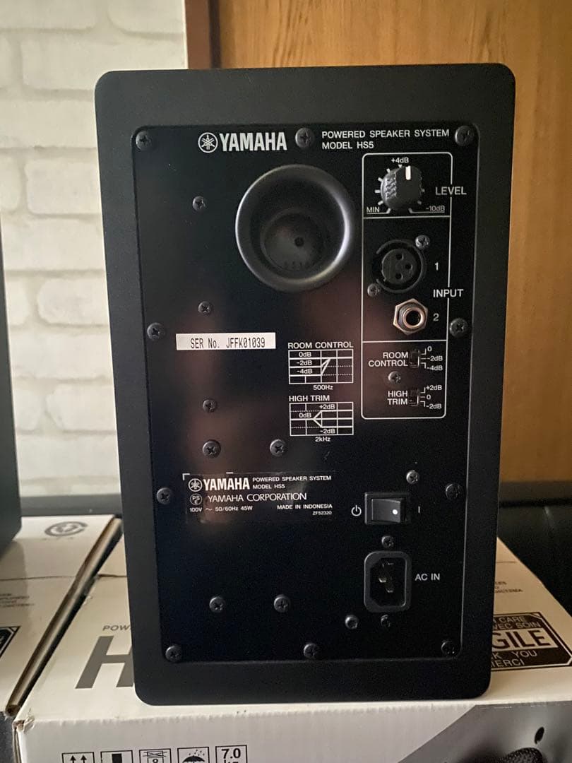 YAMAHA HS5 パワードスタジオモニター