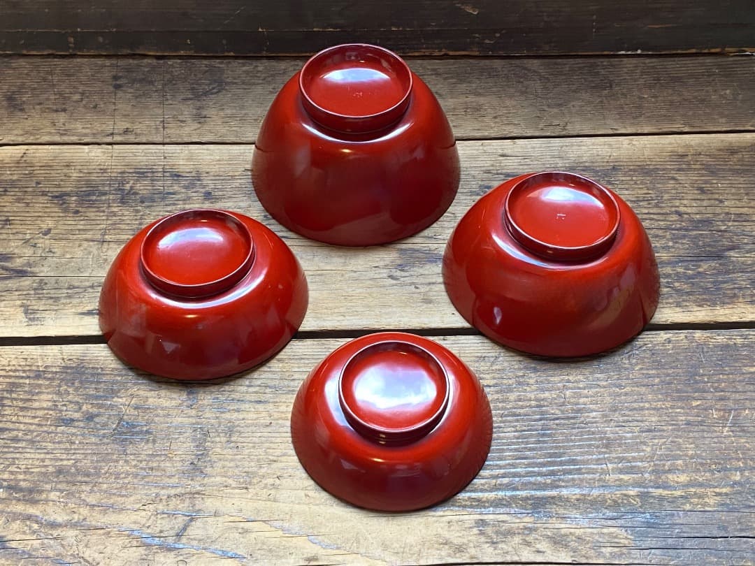 ミャ　プロフ必読願います♪ 能登蔵出し 輪島塗 朱漆 入れ子 四つ椀 4客