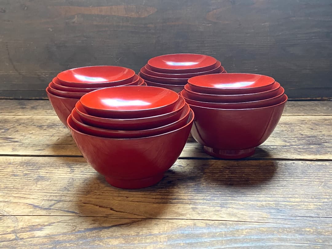 ミャ　プロフ必読願います♪ 能登蔵出し 輪島塗 朱漆 入れ子 四つ椀 4客