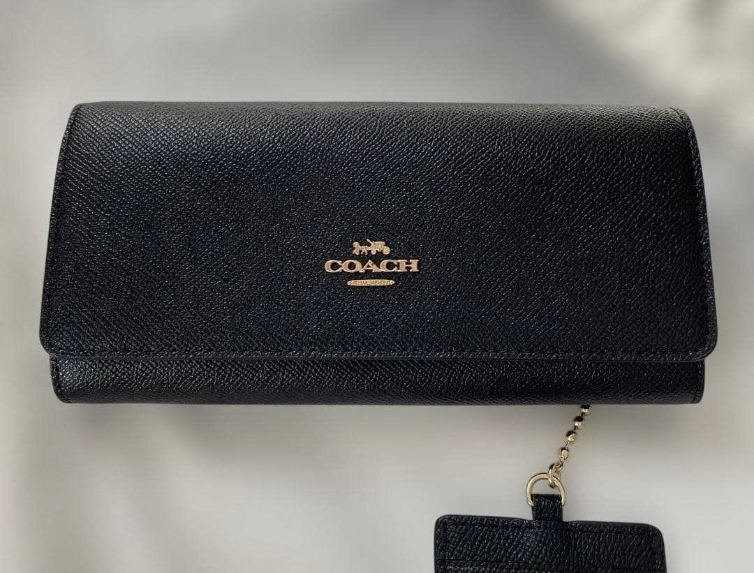 コーチ　財布　長財布　レザー　ブラック　パスケース付き