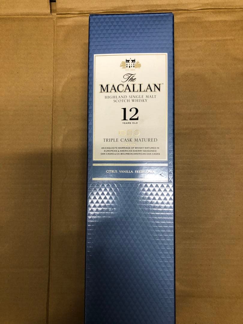 ウイスキー The Macallan 12 Year Old Triple Cask