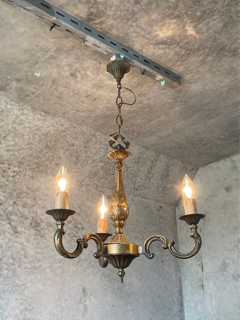 24. 超激安！フランス アンティーク シャンデリア 3灯 キャンドル ライト