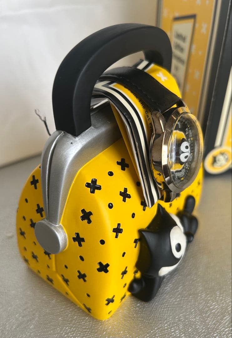 新品未使用　限定品　Felix the Cat 腕時計、専用ケース