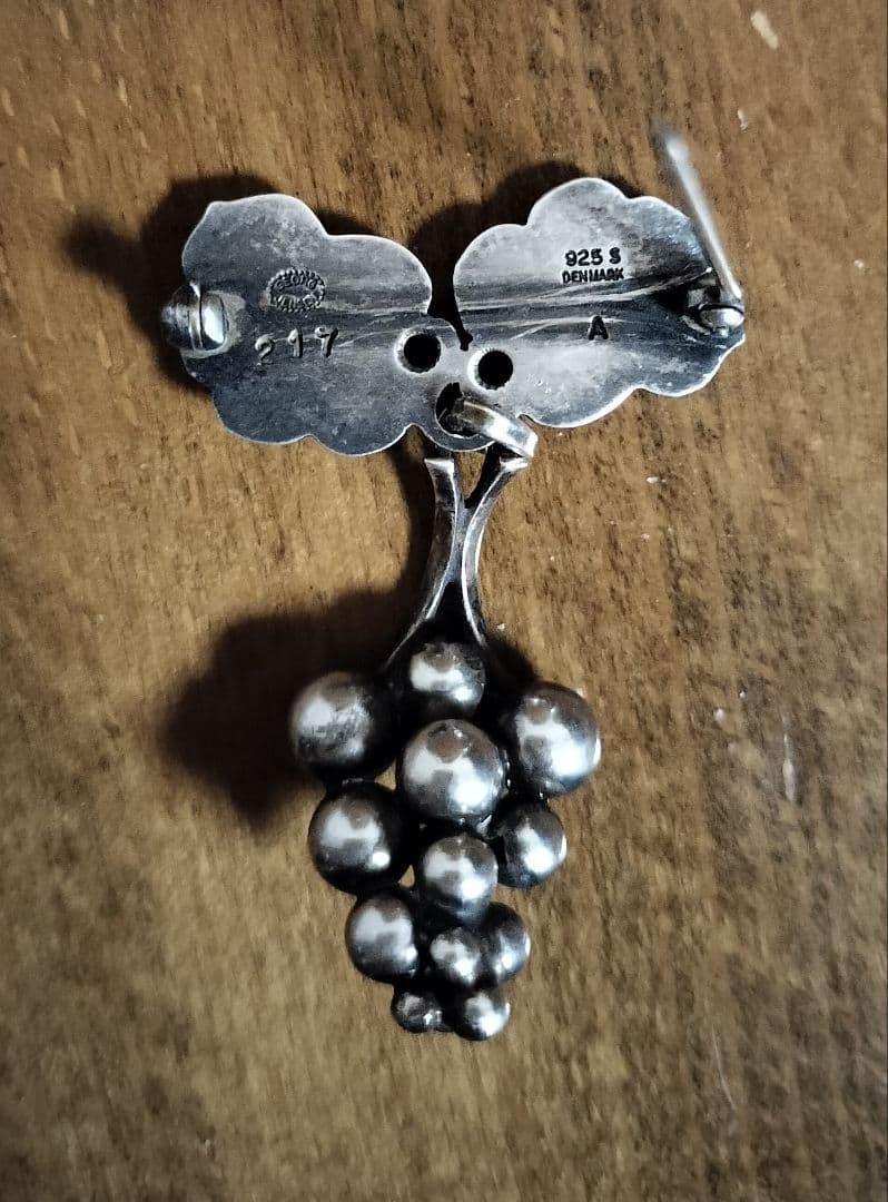 ジョージジェンセン　ブローチ葡萄