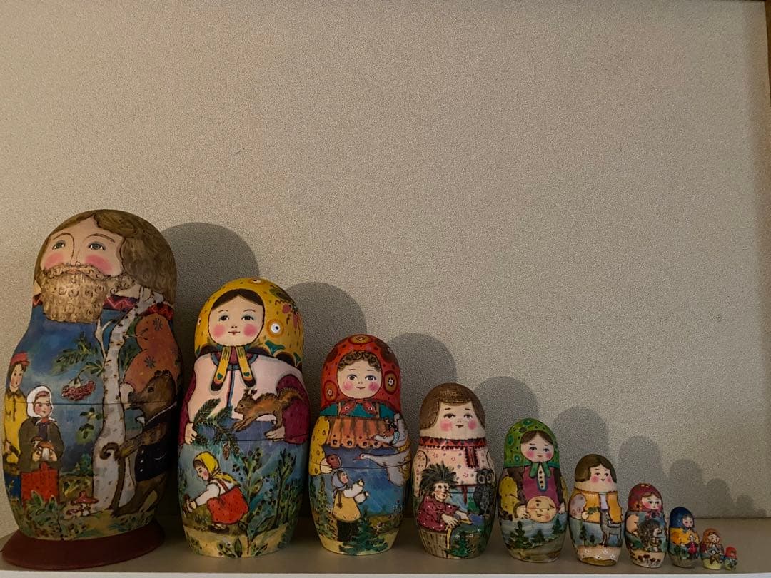 アーニャリャボアマトリョーシカ、作家マトリョーシカ、マトリョーシカロシア