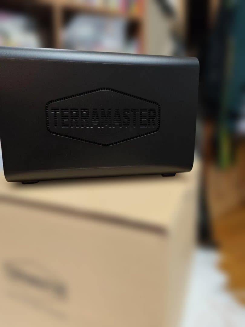 【美品】TerraMaster D4-320 4ベイ HDDケース+おまけ