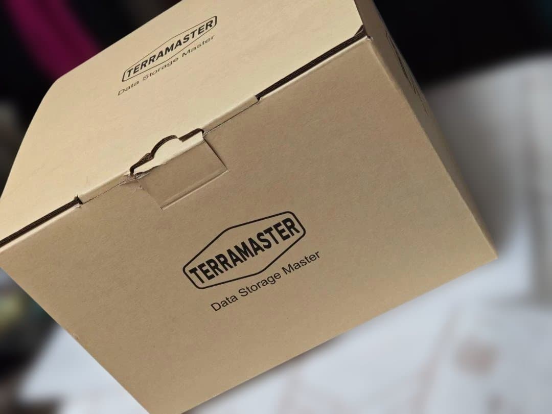 【美品】TerraMaster D4-320 4ベイ HDDケース+おまけ