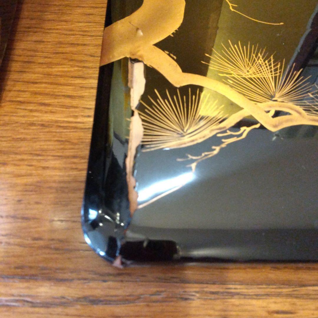 昭和レトロアンティーク黒漆塗り木製4段重箱 松と鶴の蒔絵デザイン