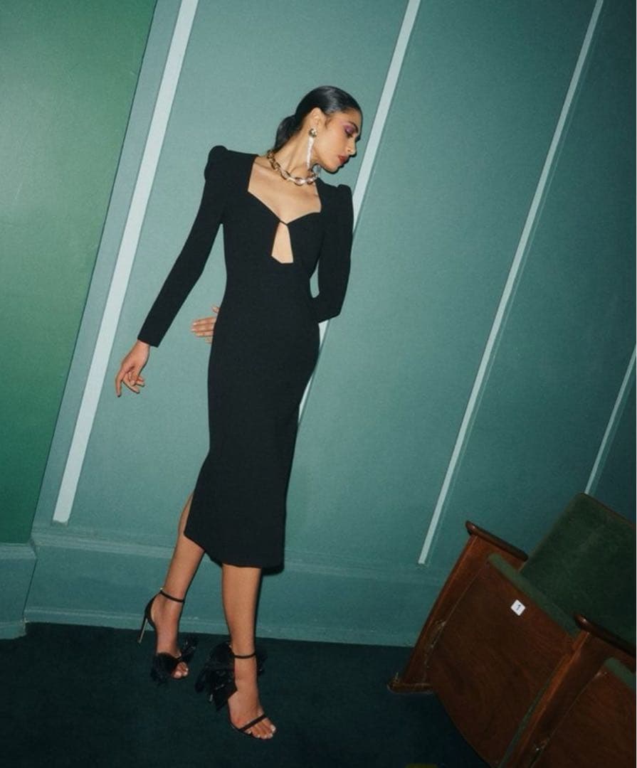 【ろく様】REBECCA VALLANCE カットアウトブラックドレス