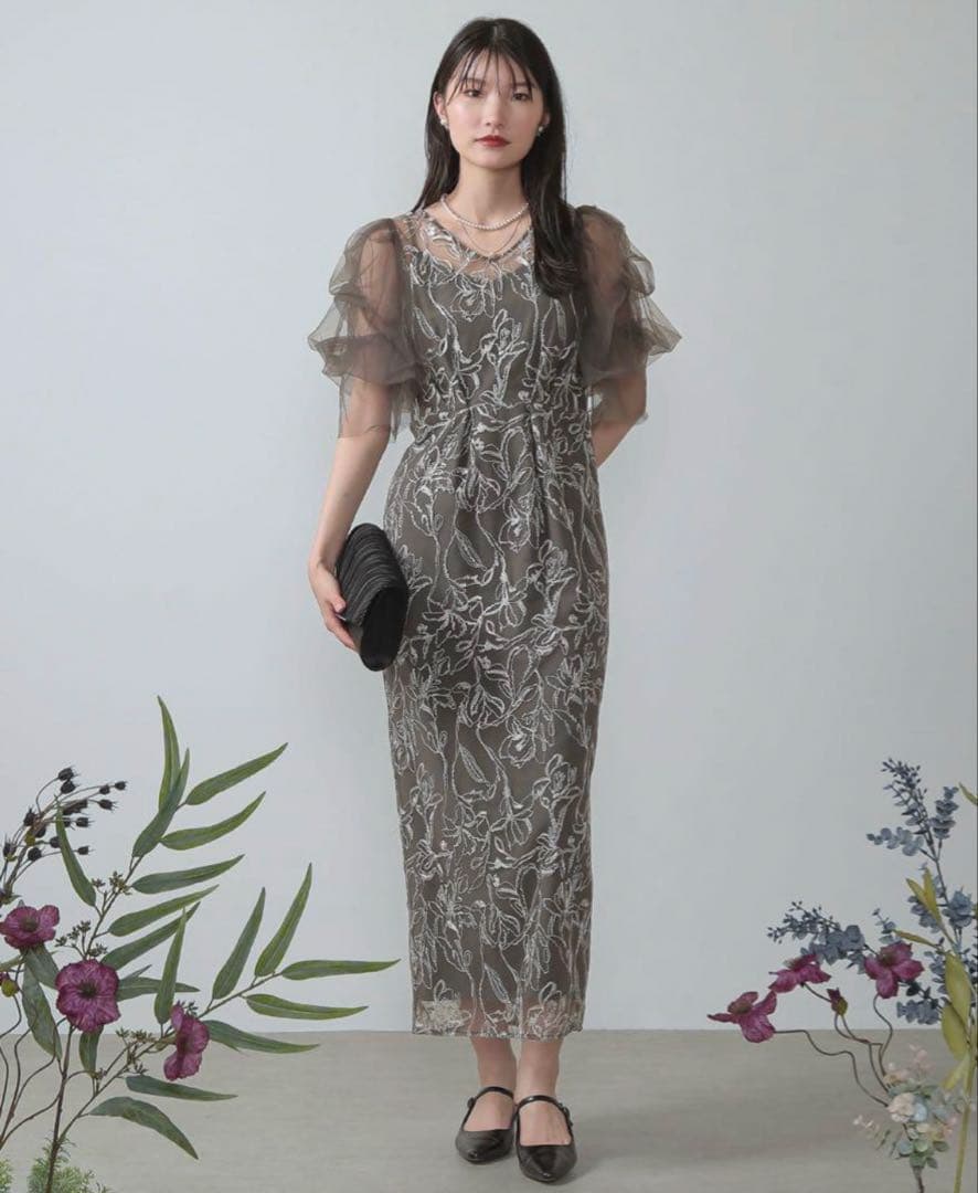 LE’RURE リルアー　Fluffy sleeve pencil dress