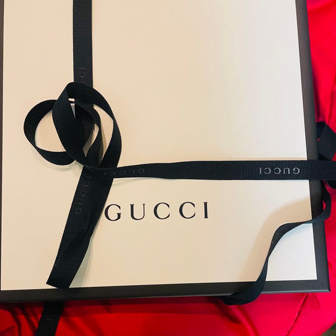 新品未使用 タグ付 GUCCI マフラー カシミア混 パープル ピンク ゴールド