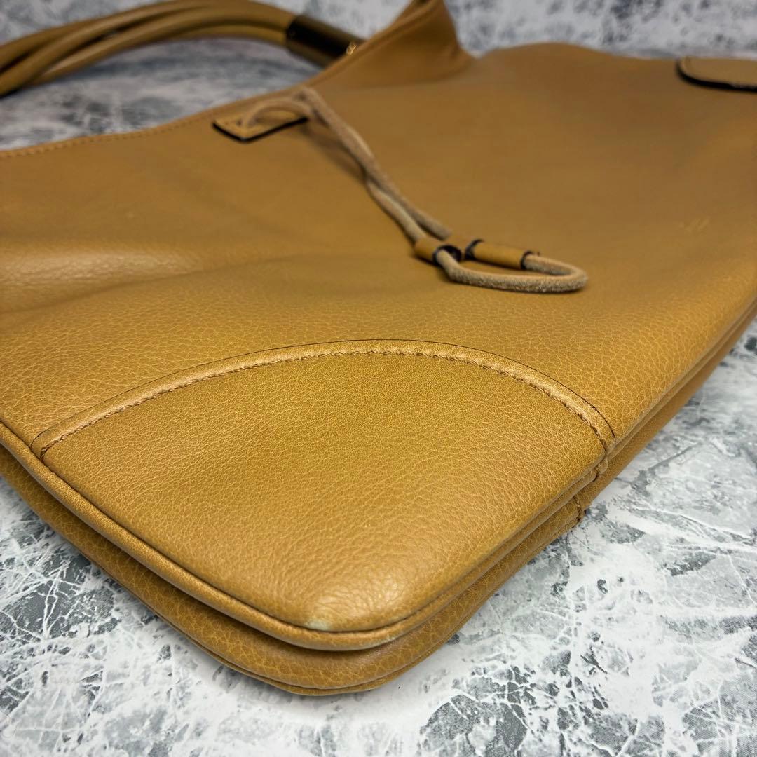 ✨GUCCI✨　グッチ　ワンショルダーバッグ　レザー　ハンドバッグ