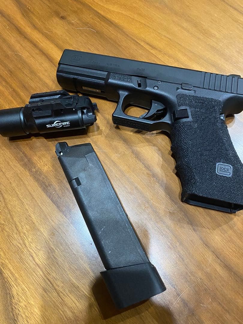 東京マルイ　Glock 17 gen4 ガス　カスタム