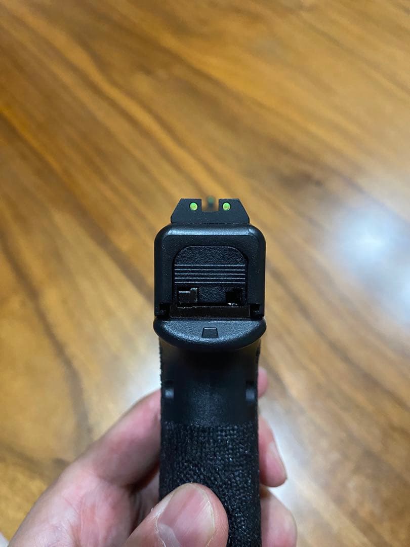 東京マルイ　Glock 17 gen4 ガス　カスタム