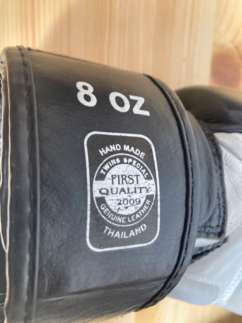 ☆ 超激レア！！ TWINS 8oz キック ボクシング グローブ 本革レザー