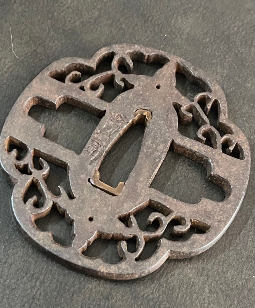 鍔　鉄地　透かし　植物象嵌　2点セット