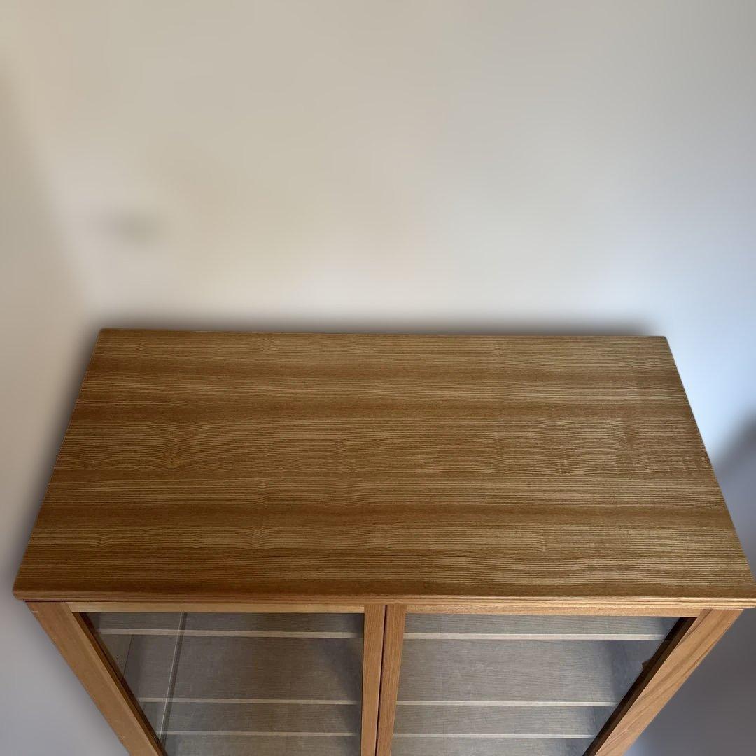 無印良品 キャビネット ガラス扉　観音開き　天然木　タモ材　脚付き　食器棚