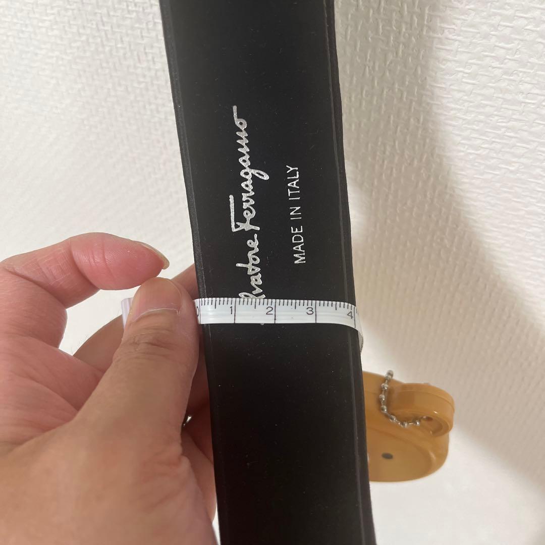 新品未使用　フェラガモ　カチューシャ　パール