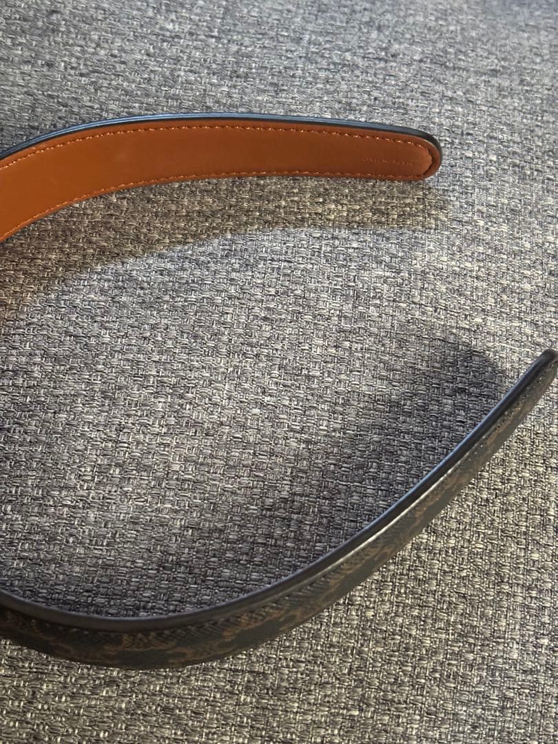 セリーヌ　トリオンフ　 カチューシャ