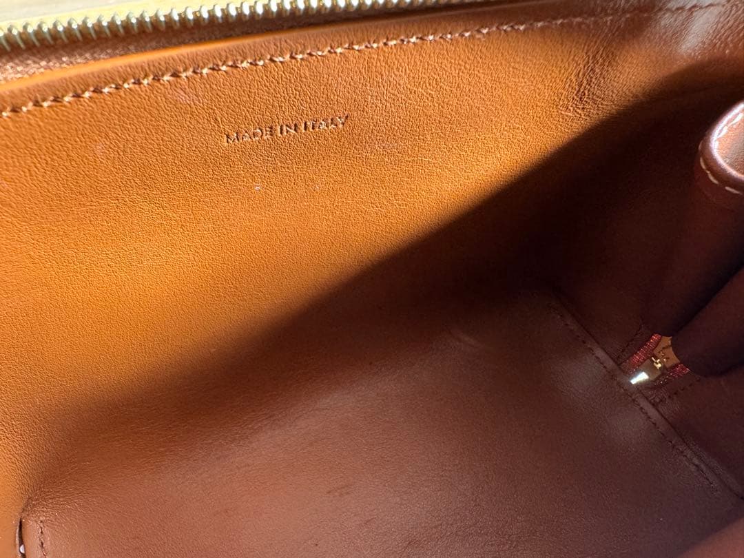 CELINE ブラウンレザー ショルダーバッグ