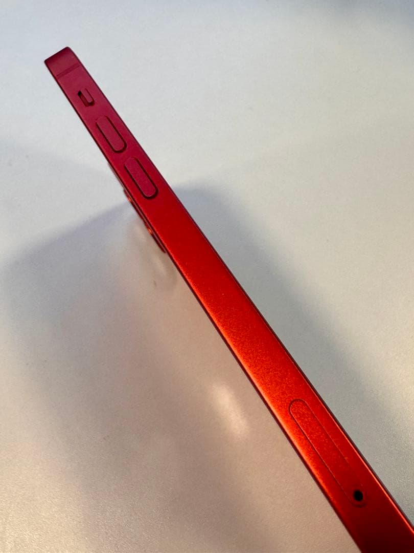 【美品】Apple iPhone 12 レッド 64GB