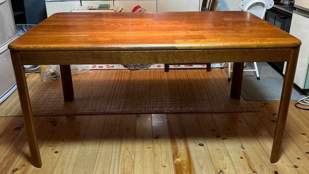 【再値下げしました！】　カリモク　ダイニングテーブル