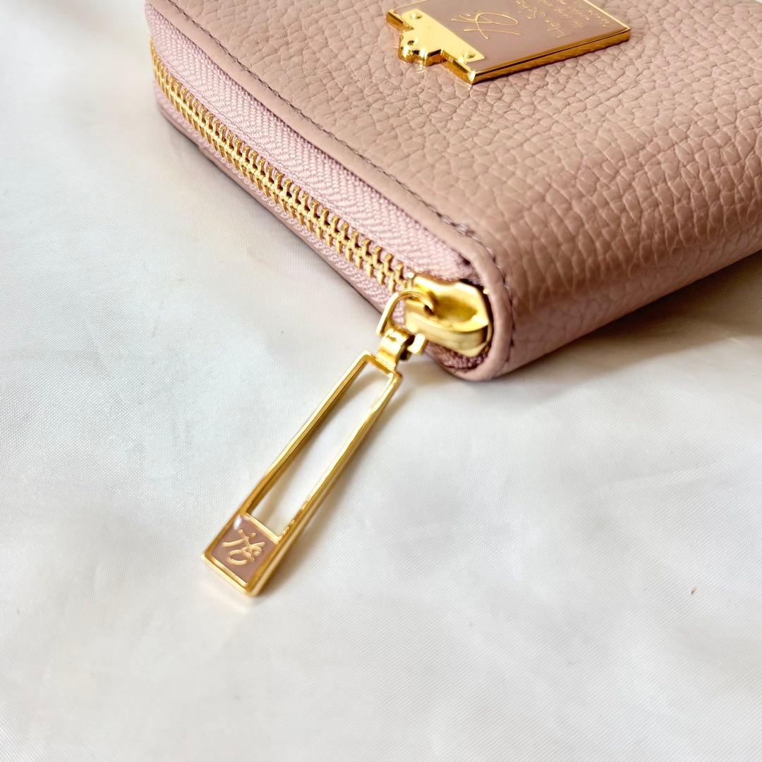 【未使用】　ハースケジュール　チェレット　二つ折りウォレット　財布　コンパクト