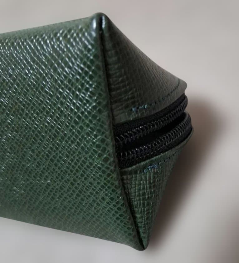 【美品】ルイヴィトン Louis Vuitton タイガ ペンケース 廃盤品