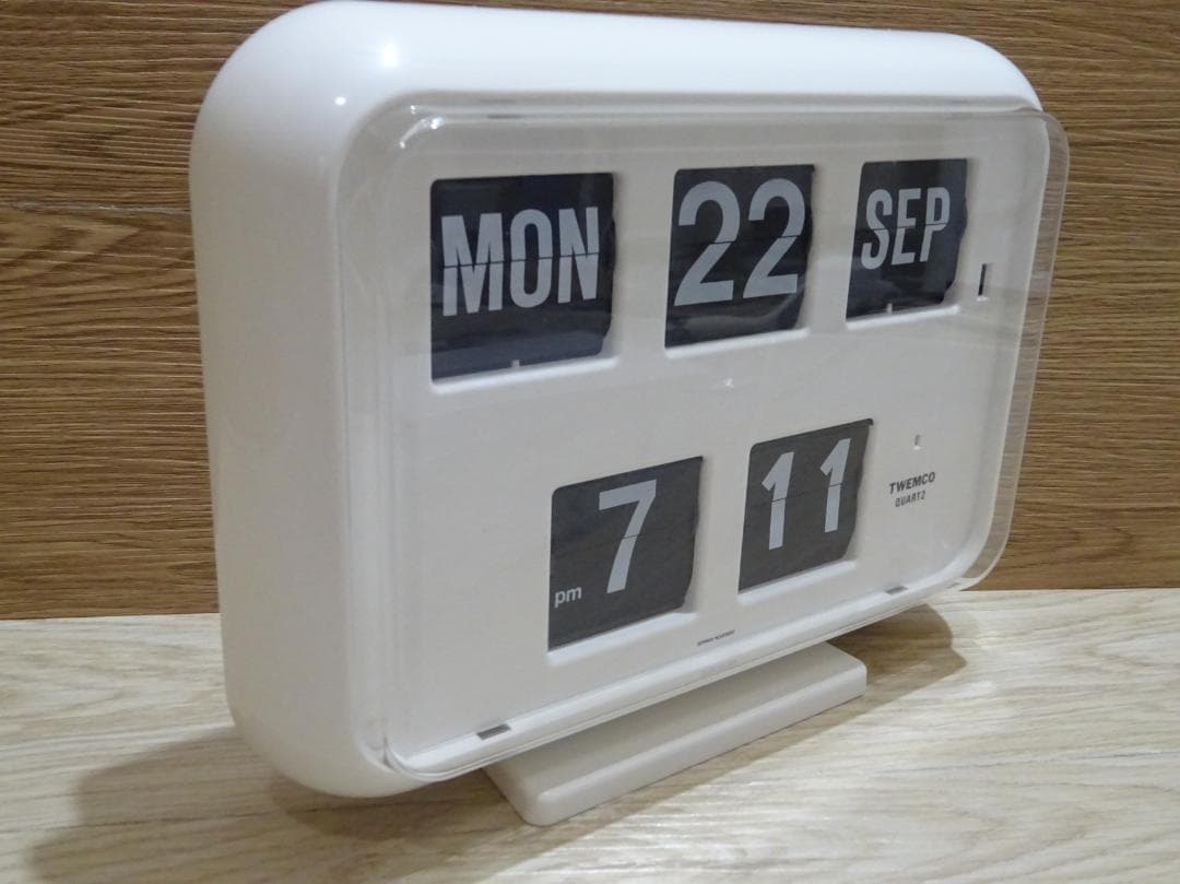 TWEMCO QUARTZ QD-35 パタパタ時計 カレンダー 置時計 掛時計