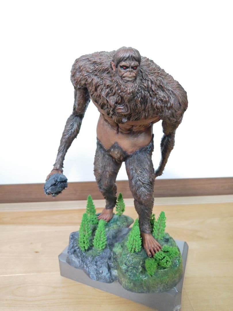 進撃の巨人一番くじ　獣の巨人