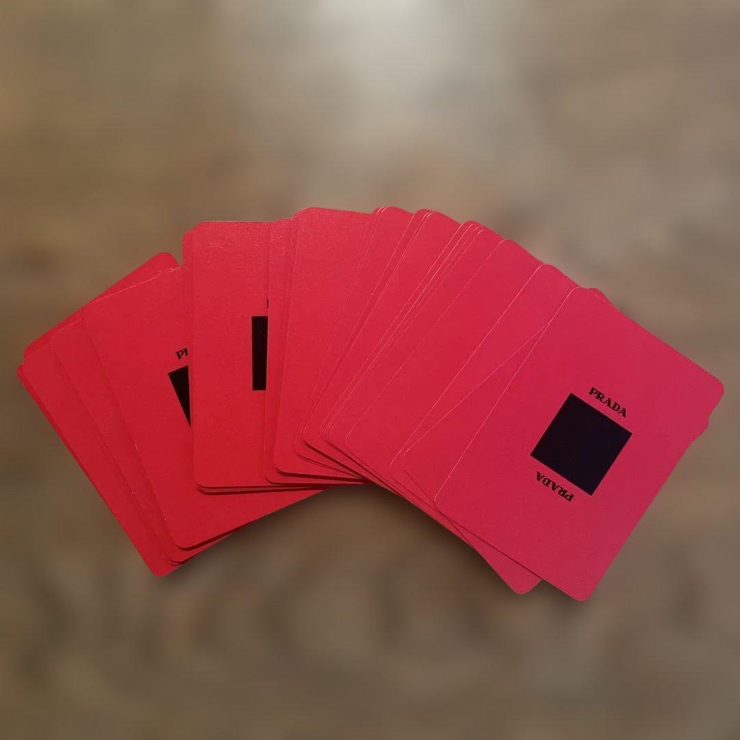 プラダ　トランプ