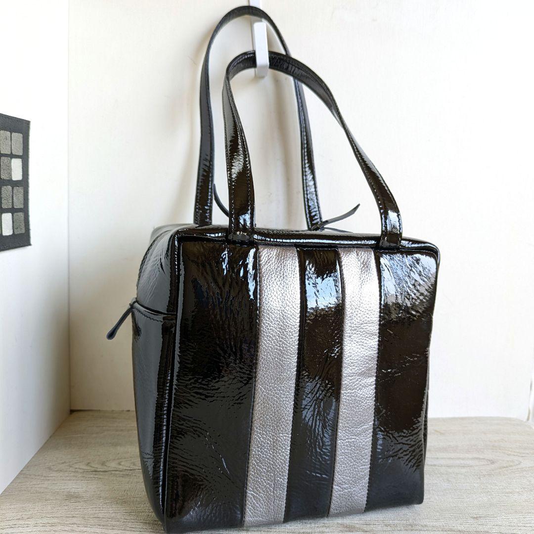 orika スクエアバック　折りお財布　革