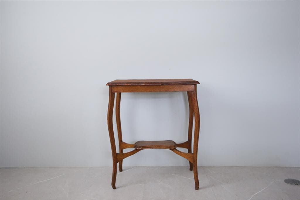 英国アンティーク木製サイドテーブル/オケージョナル机/飾り棚/花台(89-134