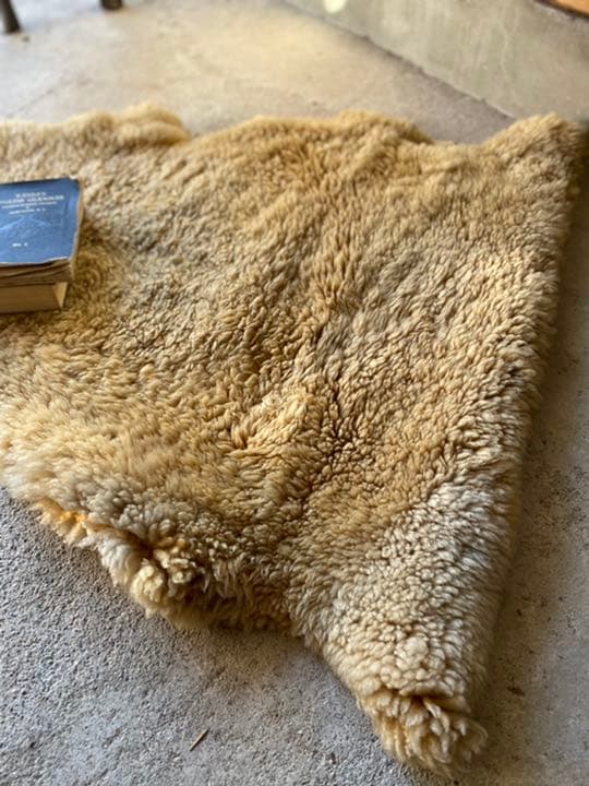 ビンテージ  ムートンラグ