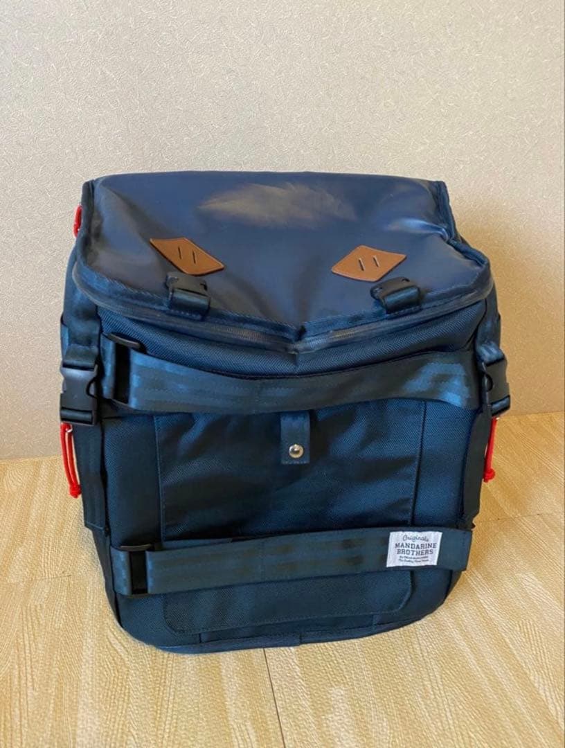 【美品】メッシュ窓付きキャリーバッグ