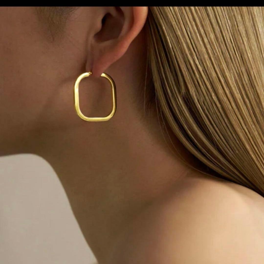 loro ロロ　ピアス