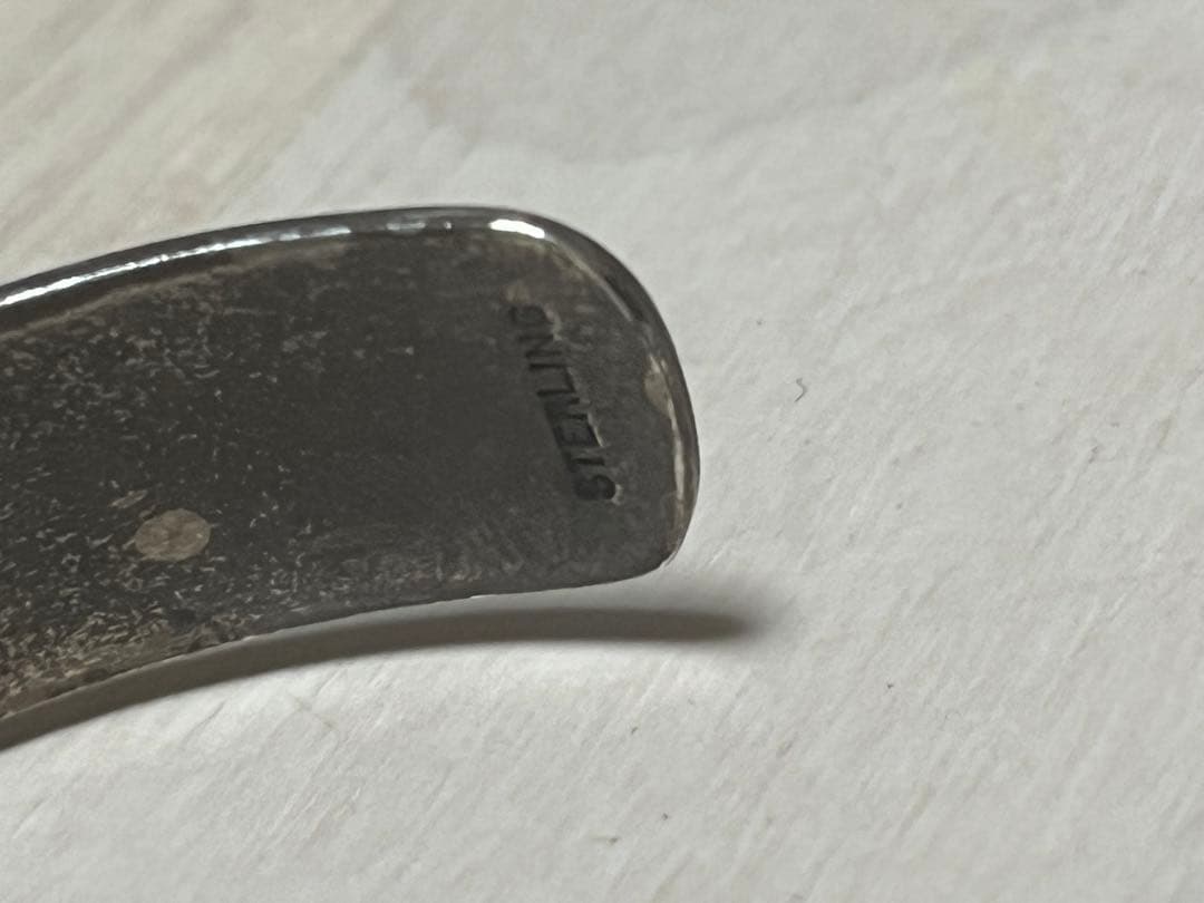 インディアンジュエリー　ホピ族　波柄バングル